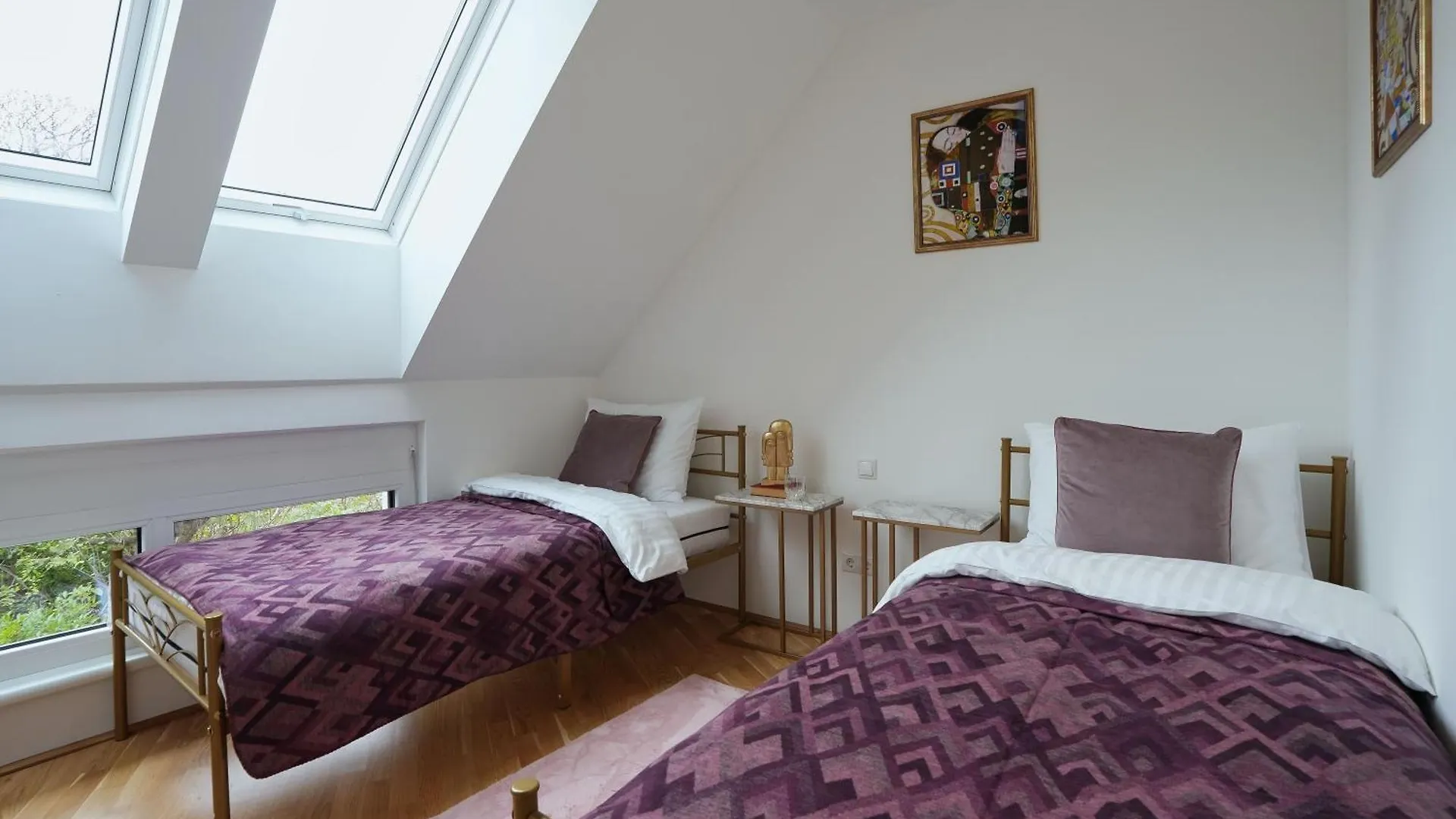 Stay In Style At Carl'S Design Residences - Modern Design Meets Green Comfort L Parking & Perfect Connection To City Center Vienna 0*,  Austria
