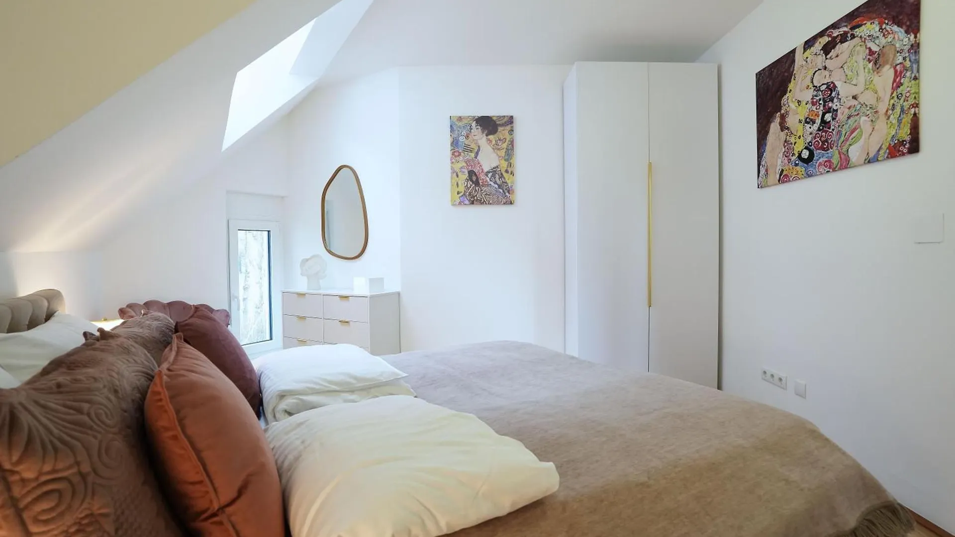 Stay In Style At Carl'S Design Residences - Modern Design Meets Green Comfort L Parking & Perfect Connection To City Center Vienna 0*,  Austria