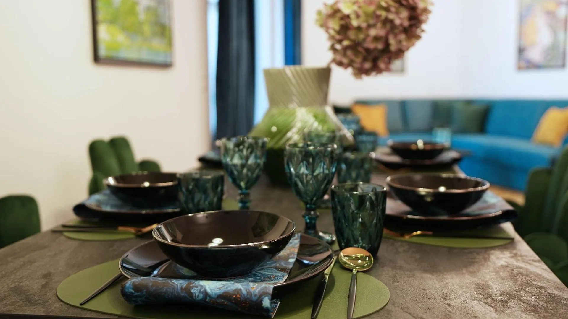 Stay In Style At Carl'S Design Residences - Modern Design Meets Green Comfort L Parking & Perfect Connection To City Center Vienna