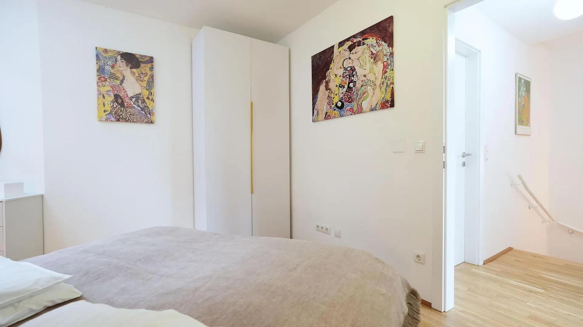 Stay In Style At Carl'S Design Residences - Modern Design Meets Green Comfort L Parking & Perfect Connection To City Center Vienna